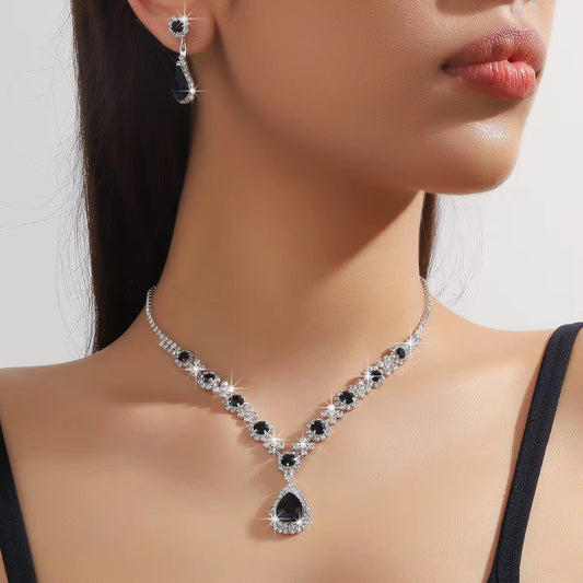 Black onyx necklace